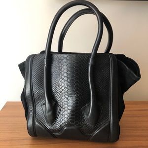 Pour la Victoire handbag